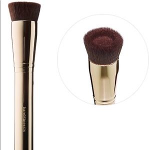 bareMinerals ✨gold✨ perfecting face brush